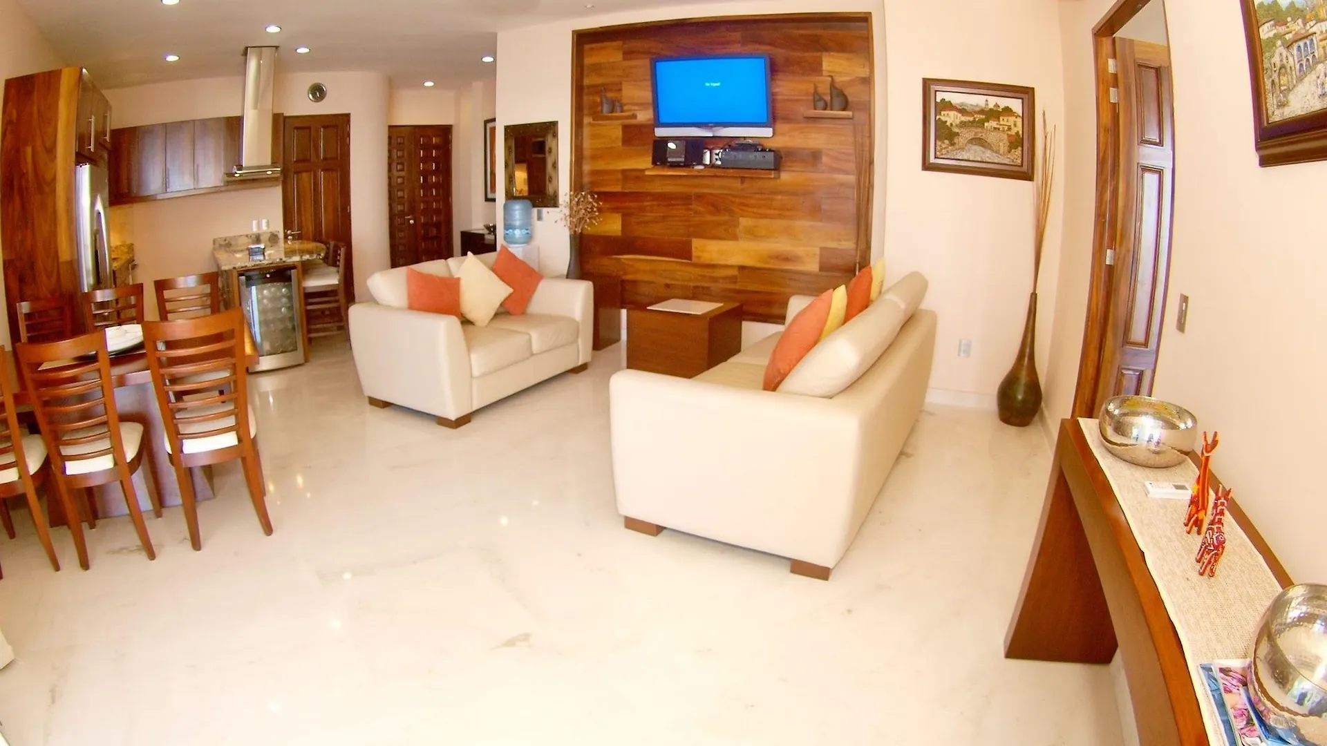 ****  Mondavi Hotel Puerto Vallarta Mexico